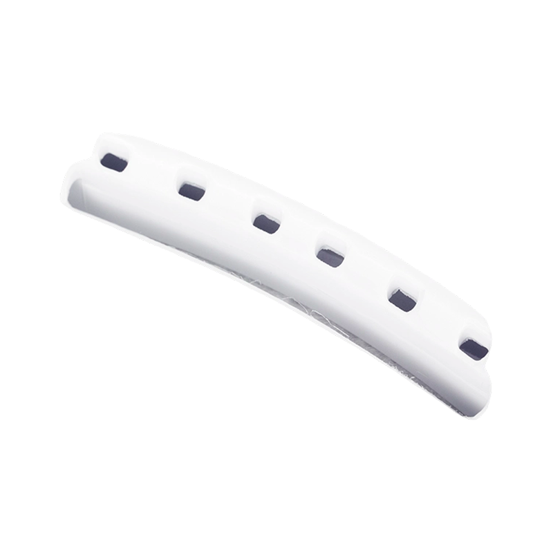 Fuente de agua silenciosa visible de noche