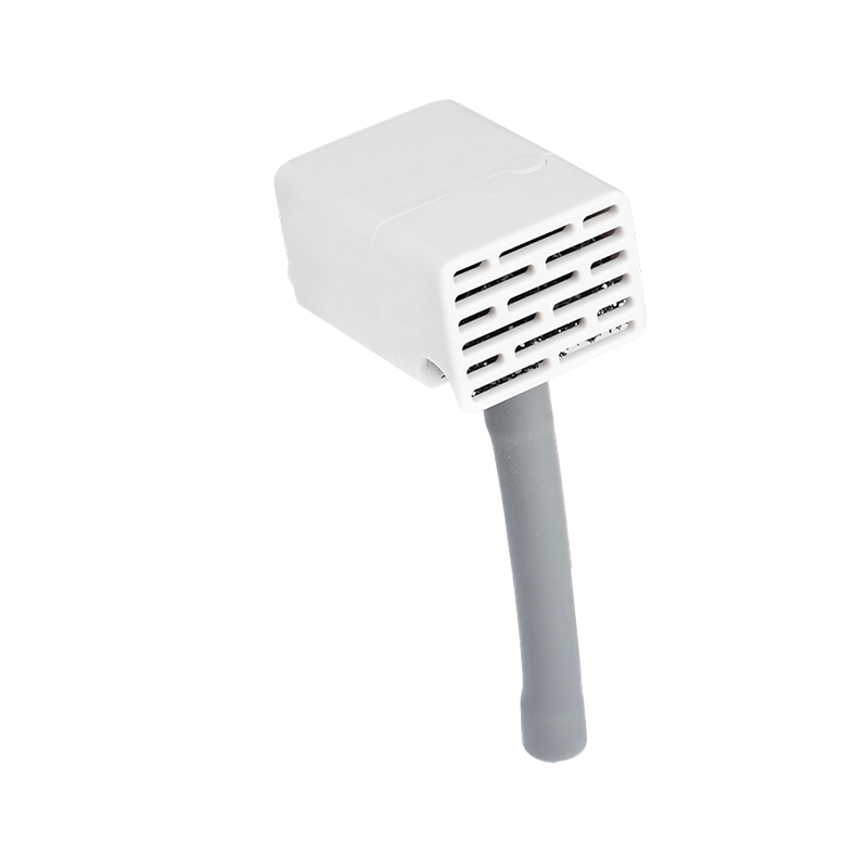 Fuente de agua silenciosa visible de noche